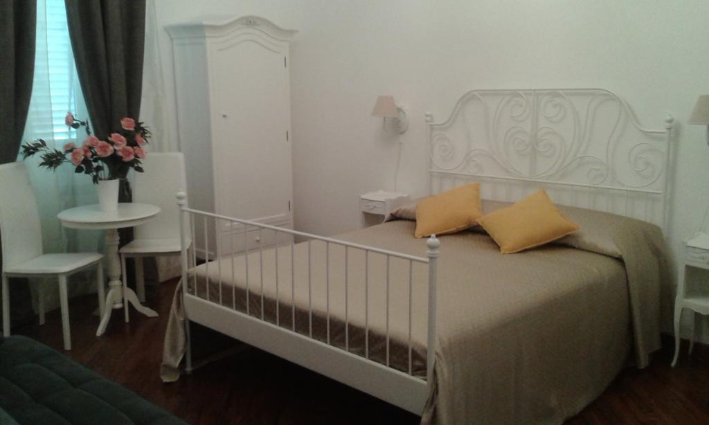 Testaccio Village Guesthouse Roma Esterno foto
